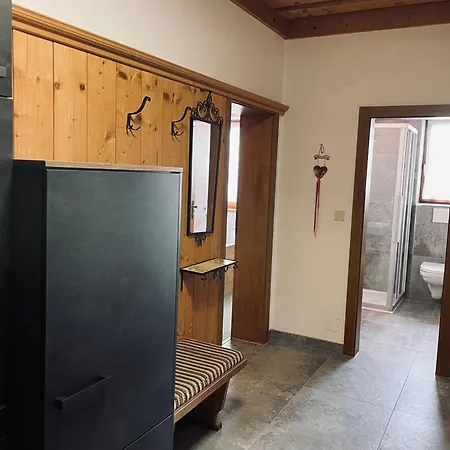 Hoelzlbauer 2 Apartment